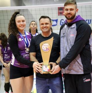 Avoto/Prati Donaduzzi/Toledo  campe geral da Copa Integrao de Voleibol Feminino 