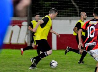 Coritiba lidera o Campeonato de Futebol Listo Livre de Futebol Sete do Toledo