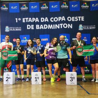AABT/ASSVP conquista 36 medalhas da 1 Etapa Copa Oeste de Badminton