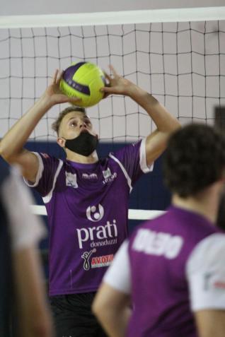 Voleibol de Toledo retoma treinos no Ginsio Hugo Zeni