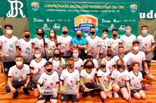AABT / ASSVP conquista 13 medalhas no Brasileiro Interclubes de Badminton