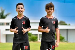 L10 FOOTBALL CENTER - Enzo e Bryan foram aprovados em testes no So Paulo