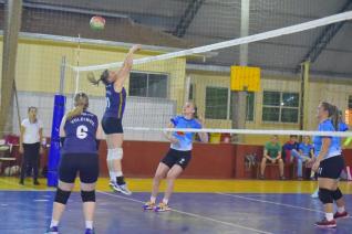 FUNET realiza competio de voleibol feminino com participao de 16 equipes
