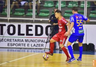 Soberano, Toledo Futsal vence por 2 a 1 Umuarama nos JAPS