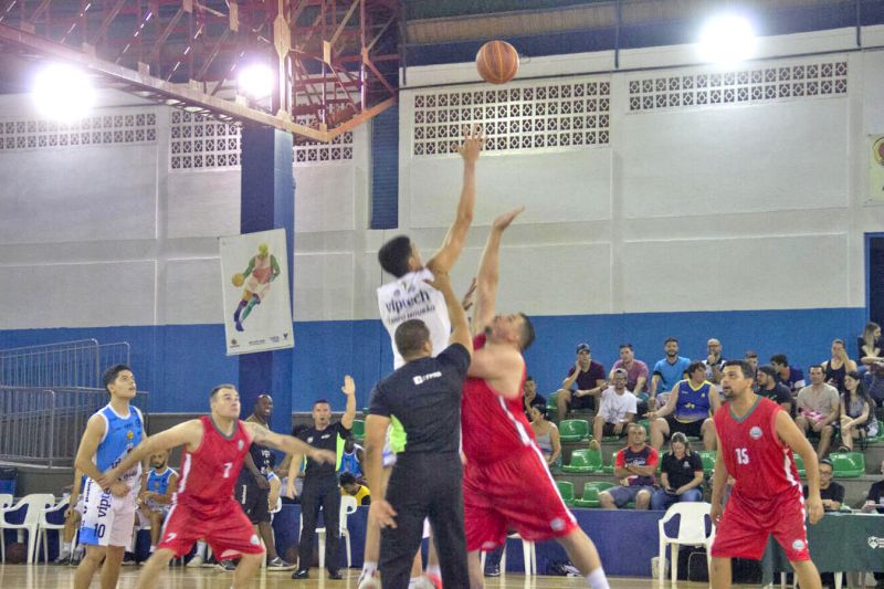 Toledo recebe Campeonato Paranaense de Basquete - Srie Prata