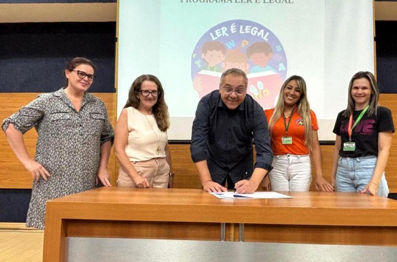 Programa Ler � Legal institui leitura nas escolas e CMEIs de Toledo