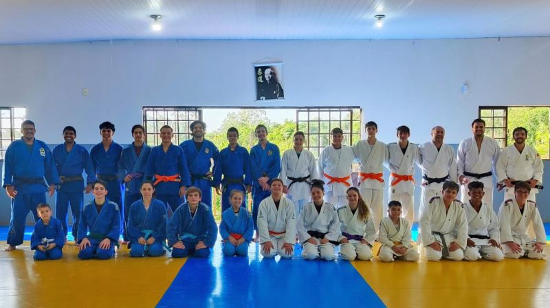Jud� da Associa��o Hikari se destaca pelo alto rendimento e forma��o de atletas