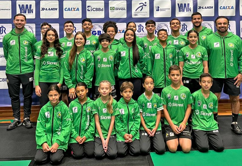 Toledo mostra for�a na 2� etapa do Circuito Nacional de Badminton