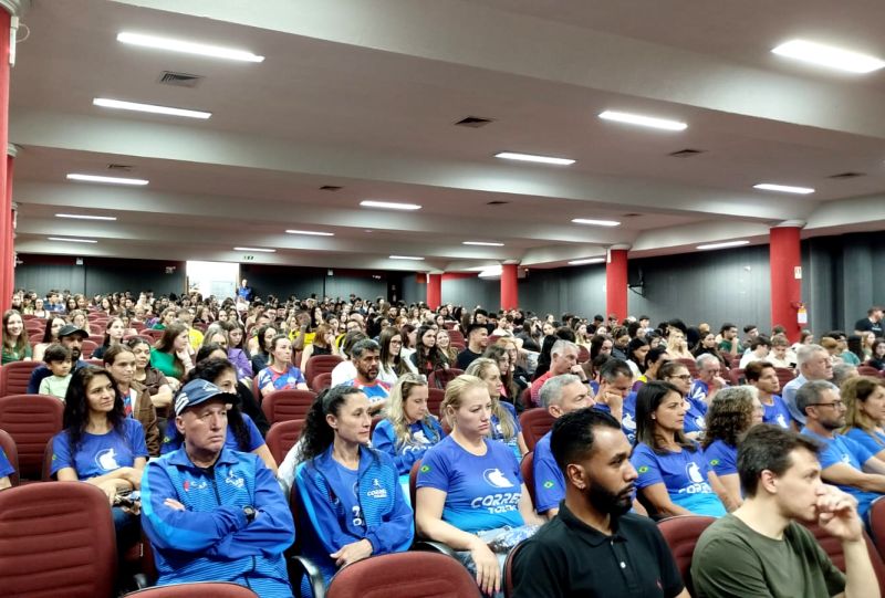 Semin�rio da Sa�de re�ne cerca de 350 participantes em programa��o da 25� Meia Maratona de Toledo � Sicredi