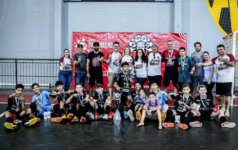 Aceffut / Vertys / Primato / Sicredi � campe�o do Paranaense Sub 13